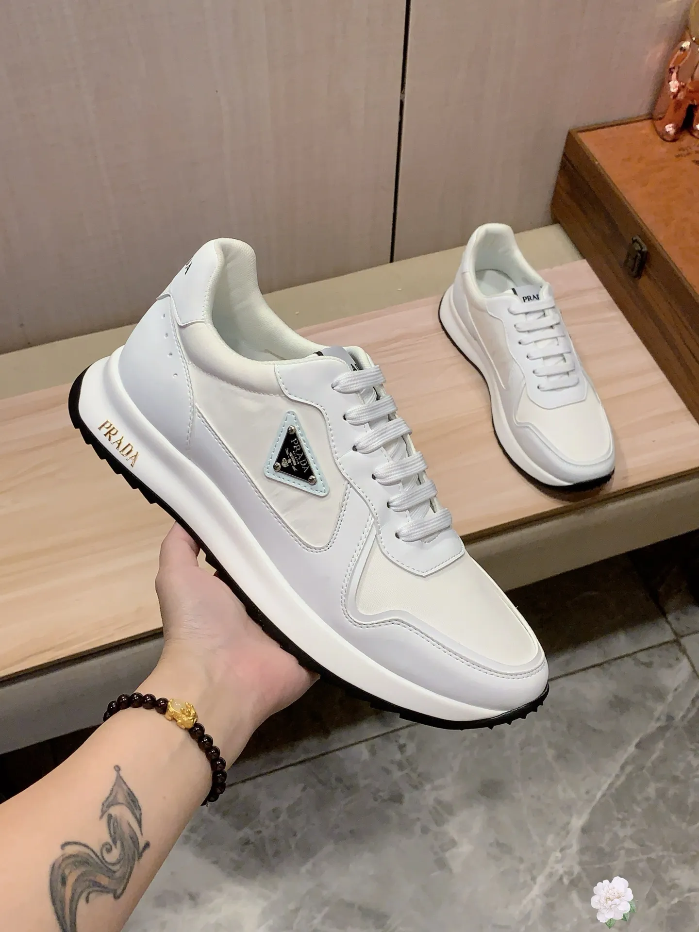 Men's men's shoes💰460💰💰🎩🎩[Lightning][Lightning] "PRADA*" The latest and most popular casual shoes, top brand [seduce] luxury ~ purchasing agency, top ~ quality. [Strong] The upper is made of imported breathable cowhide with material ➕ breathable sheepskin feet (•) and fine workmanship. The original stylish and stylish soft rubber wear-resistant and non-slip outsole is light and comfortable on the feet. The real thing looks better when photographed in person. 0121: code: 38-44, 4️⃣ colors selected